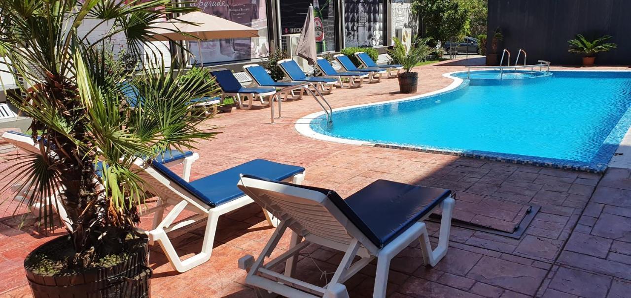 Apartament Cacao Residence Pantai Sunny Luaran gambar